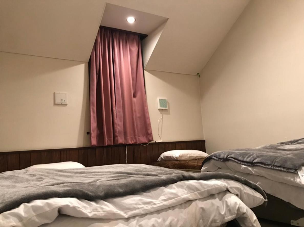 温泉ゲストハウス やすもり 本館 Hachimantai  Экстерьер фото