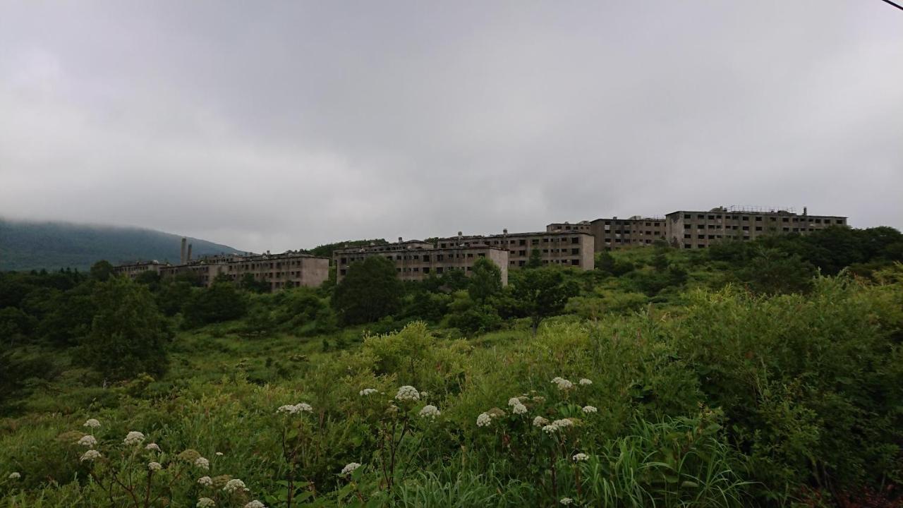 温泉ゲストハウス やすもり 本館 Hachimantai  Экстерьер фото